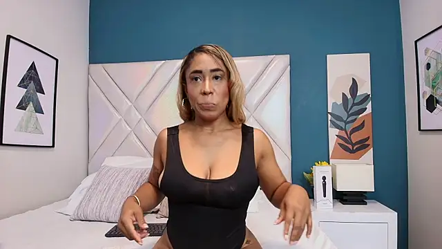 Lana-Gross online show from 02/26/25, 01:22