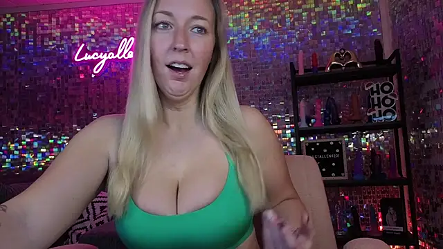 lucyallen4201 online show from 11/26/25, 12:05