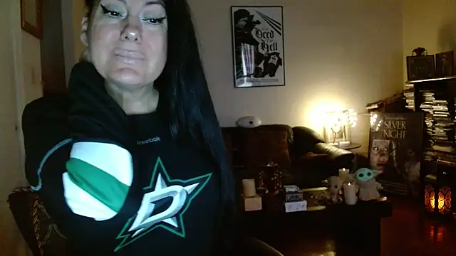 mandaloriangirls online show from 11/10/25, 07:30