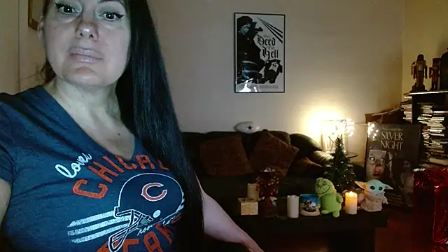 mandaloriangirls online show from 12/18/25, 05:39