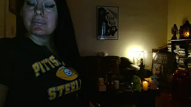 mandaloriangirls online show from 12/13/25, 08:04