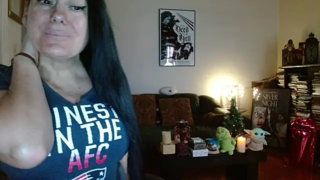 mandaloriangirls online show from 12/15/25, 06:36