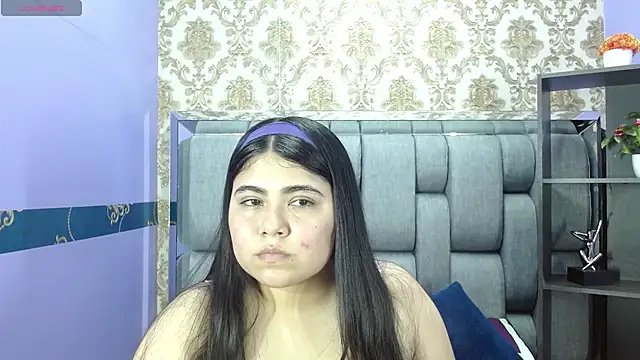Snapshot of Laura_Copers chatting on 05/10/26, 02:37 Laura Copers online show from 05/10/26, 02:37