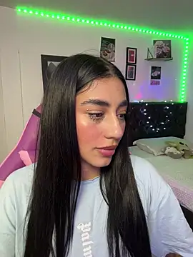 JulietaCheerr online show from 06/25/26, 12:52