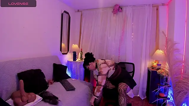 Venus R0se online show from 03/31/26, 08:16