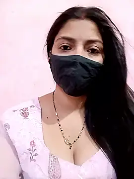 Snapshot of Mahi_Baby25 chatting on 04/13/26, 10:19 Mahi Baby25 online show from 04/13/26, 10:19