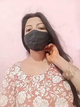 Snapshot of Mahi_Baby25 chatting on 05/15/26, 04:32 Mahi Baby25 online show from 05/15/26, 04:32