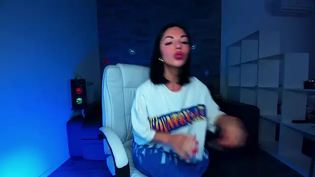 AddictedSabi online show from 10/14/25, 09:10