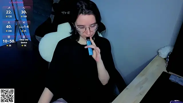 Nora Failure online show from 06/18/26, 10:48