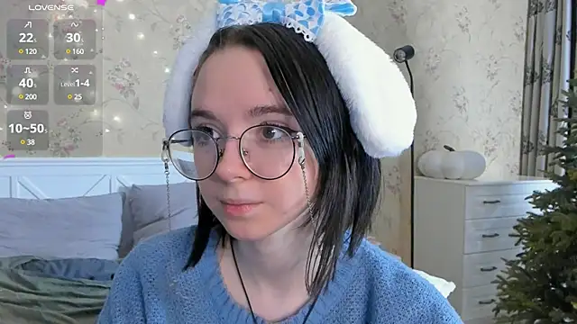 Snapshot of Nora_Failure chatting on 01/10/25, 10:17 Nora Failure online show from 01/10/25, 10:17