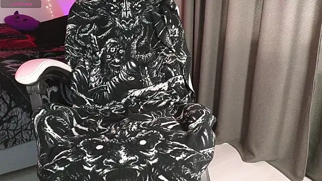 Devil s bride online show from 05/12/26, 04:13