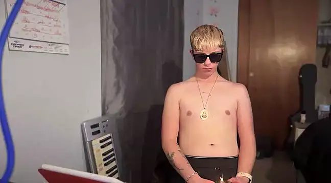 twentywithafelonyy online show from 01/11/25, 09:26