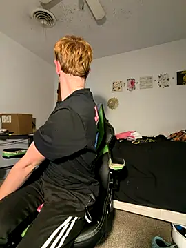 twentywithafelonyy online show from 12/05/25, 11:20