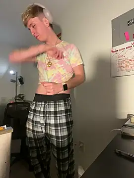 twentywithafelonyy online show from 02/16/25, 12:54