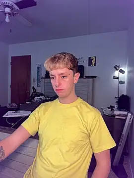 twentywithafelonyy online show from 02/26/25, 06:37