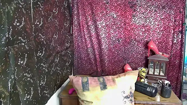 GoddessLorenaTheeSiren online show from 12/02/25, 07:26