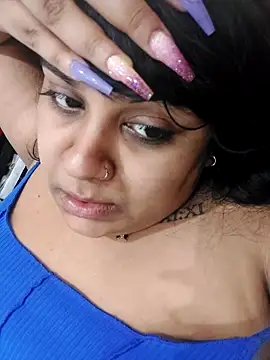 Snapshot of GoddessLorenaTheeSiren chatting on 03/11/25, 05:46 GoddessLorenaTheeSiren online show from 03/11/25, 05:46