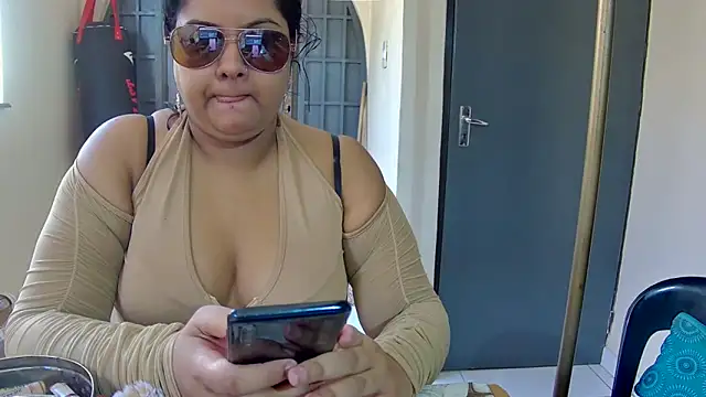 Snapshot of GoddessLorenaTheeSiren chatting on 03/20/25, 08:42 GoddessLorenaTheeSiren online show from 03/20/25, 08:42