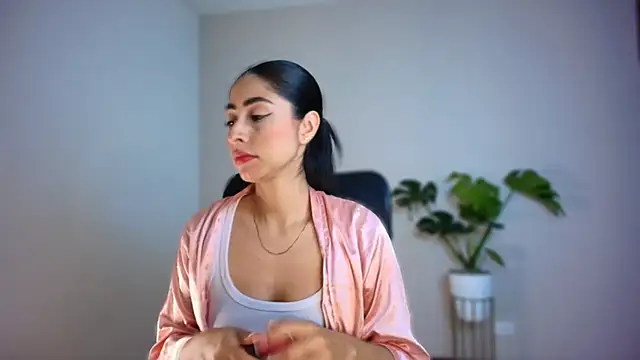 auroracaruso11 online show from 01/14/26, 11:58