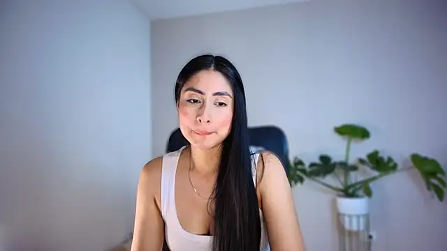 auroracaruso11 online show from 03/24/26, 08:20