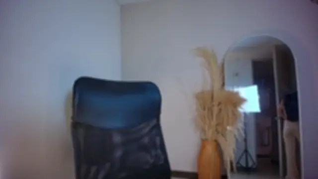 auroracaruso11 online show from 11/26/25, 10:10