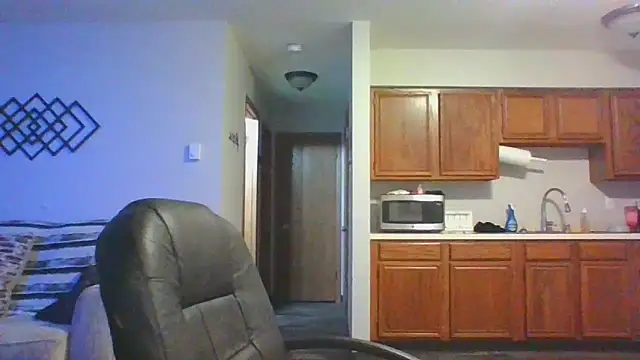 Snapshot of Stayinalive1992 chatting on 01/20/25, 04:32 Stayinalive1992 online show from 01/20/25, 04:32