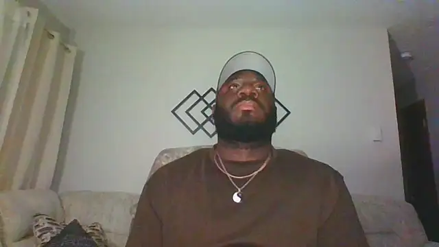 Snapshot of Stayinalive1992 chatting on 02/01/26, 04:11 Stayinalive1992 online show from 02/01/26, 04:11