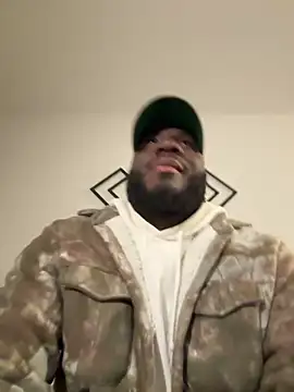 Snapshot of Stayinalive1992 chatting on 01/18/26, 02:15 Stayinalive1992 online show from 01/18/26, 02:15