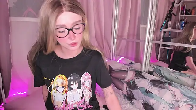 Snapshot of -bae chatting on 02/09/26, 03:21 -bae online show from 02/09/26, 03:21