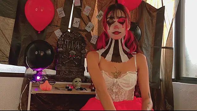 Snapshot of ParisFox_ chatting on 11/01/25, 08:57 ParisFox online show from 11/01/25, 08:57