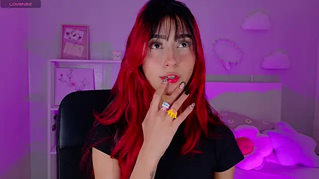 Snapshot of ParisFox_ chatting on 01/14/26, 10:02 ParisFox online show from 01/14/26, 10:02