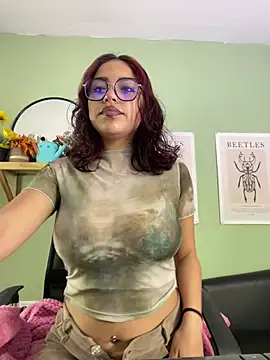 Liittleluaa  online show from 03/08/25, 11:37