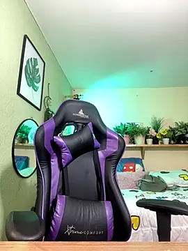 Liittleluaa  online show from 09/29/25, 03:17