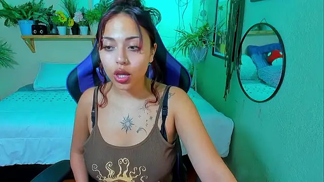 Liittleluaa  online show from 10/03/25, 01:56