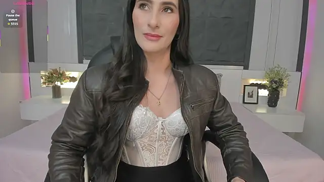 SaraGomez1 online show from 03/10/26, 12:42