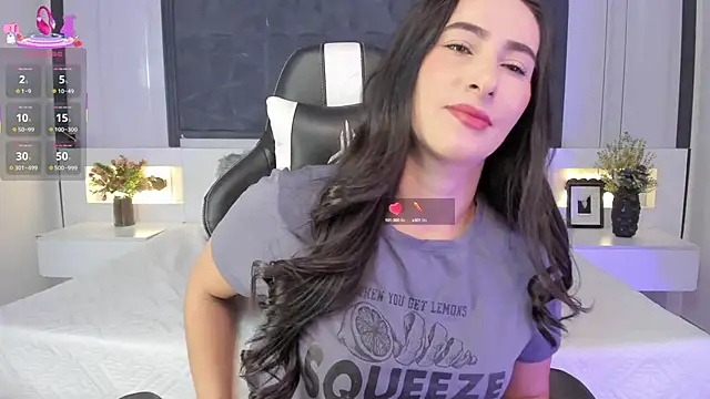 SaraGomez1 online show from 09/19/25, 01:37