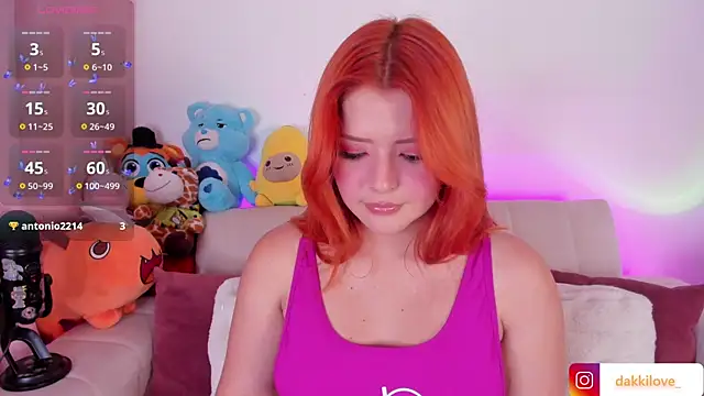 Snapshot of DAKOTA_LOVEE chatting on 03/03/25, 04:10 DAKOTA LOVEE online show from 03/03/25, 04:10