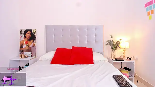 NiaBlanco online show from 02/25/26, 09:03