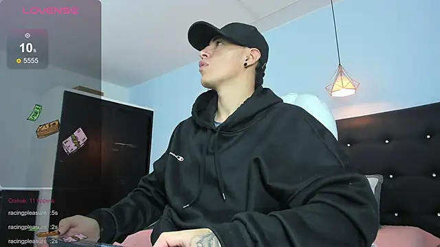 Lobo 17  online show from 11/25/25, 03:51