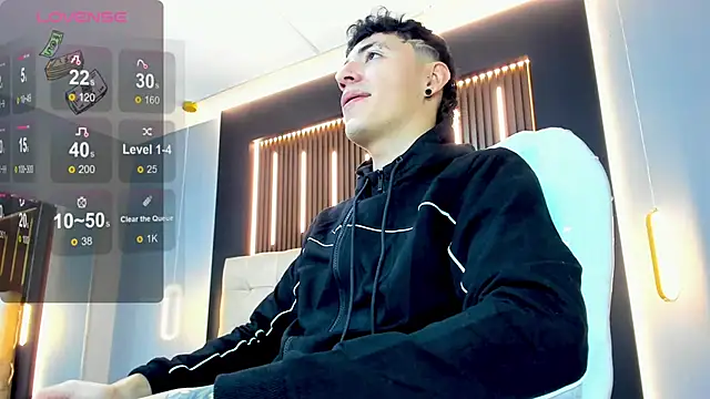 Lobo 17  online show from 02/26/26, 03:39