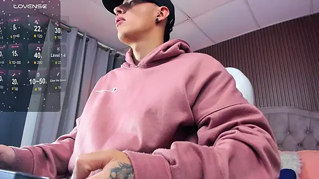 Lobo 17  online show from 11/21/25, 10:53