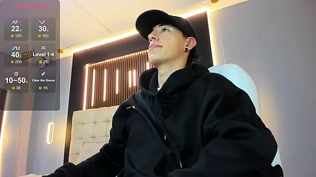 Lobo 17  online show from 04/09/26, 07:14