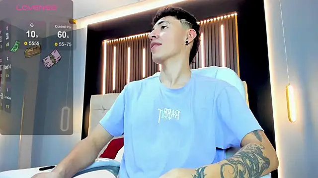 Lobo 17  online show from 02/27/26, 03:40