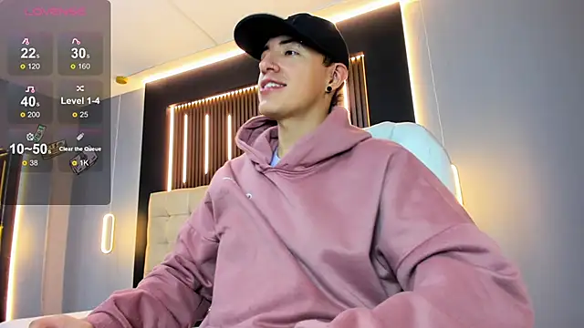 Lobo 17  online show from 04/08/26, 03:41