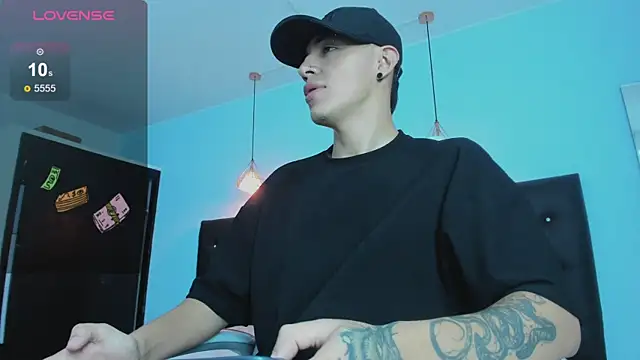 Lobo 17  online show from 11/15/25, 03:43