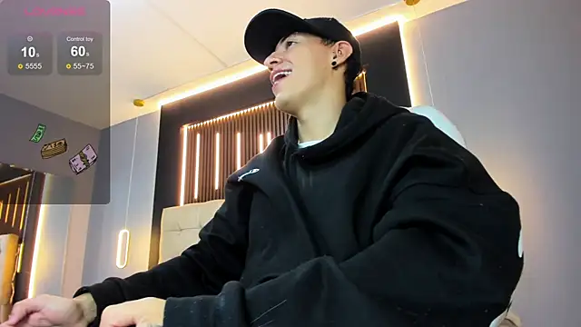 Lobo 17  online show from 04/09/26, 03:52