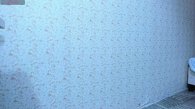 Snapshot of Annaraquel_ chatting on 12/28/24, 10:44 Annaraquel  online show from 12/28/24, 10:44