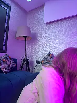 belquiis online show from 12/14/25, 07:47