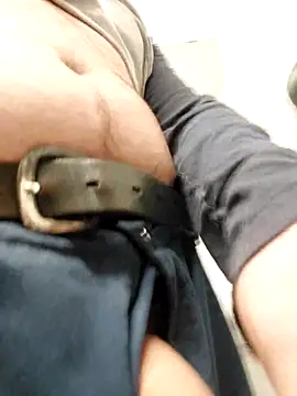 QcMisterv13 online show from 12/19/25, 05:48