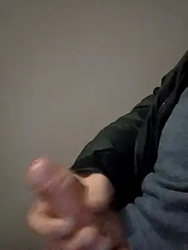 QcMisterv13 online show from 02/25/25, 10:53